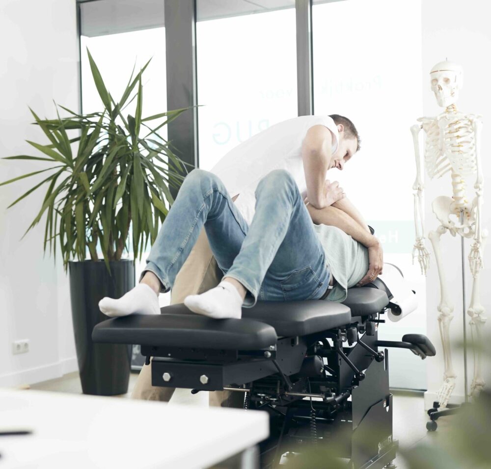 behandeling chiropractor spine clinics manipulatie