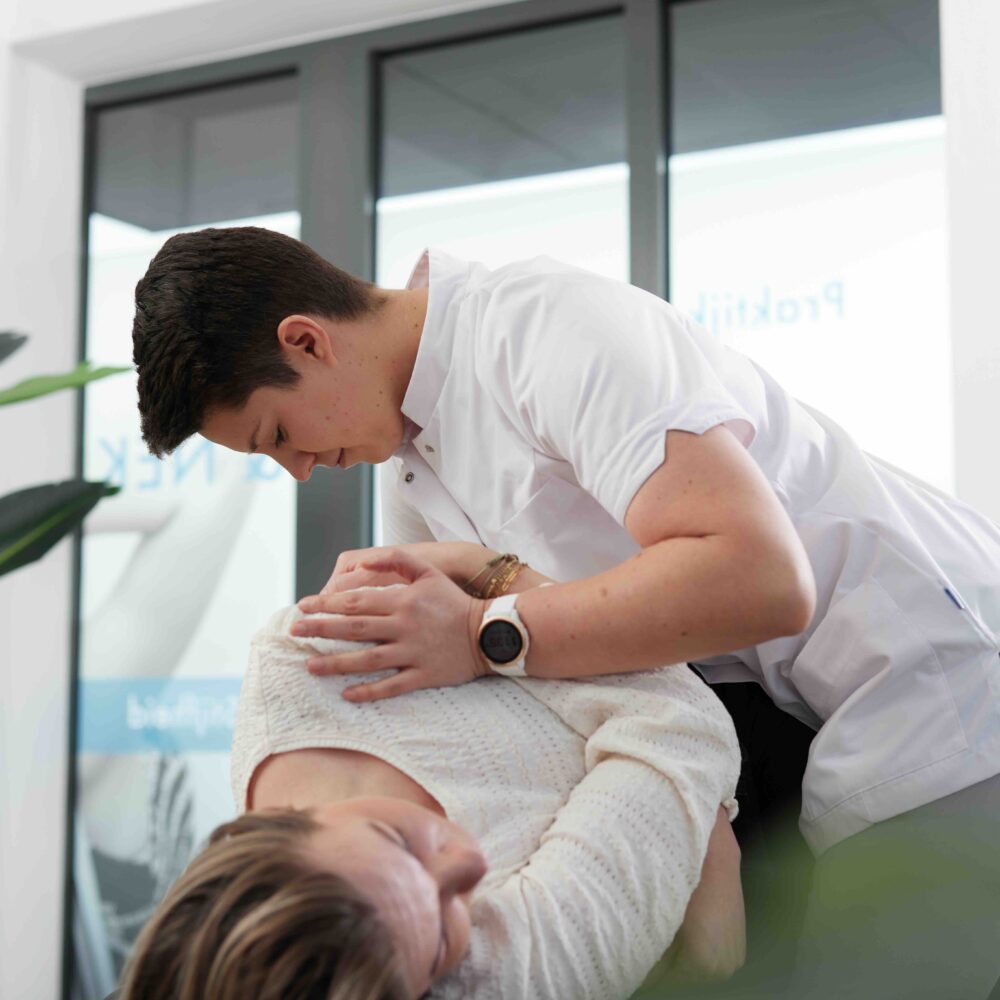 chiropractie manipulatie behandeling spine clinics chiropractor